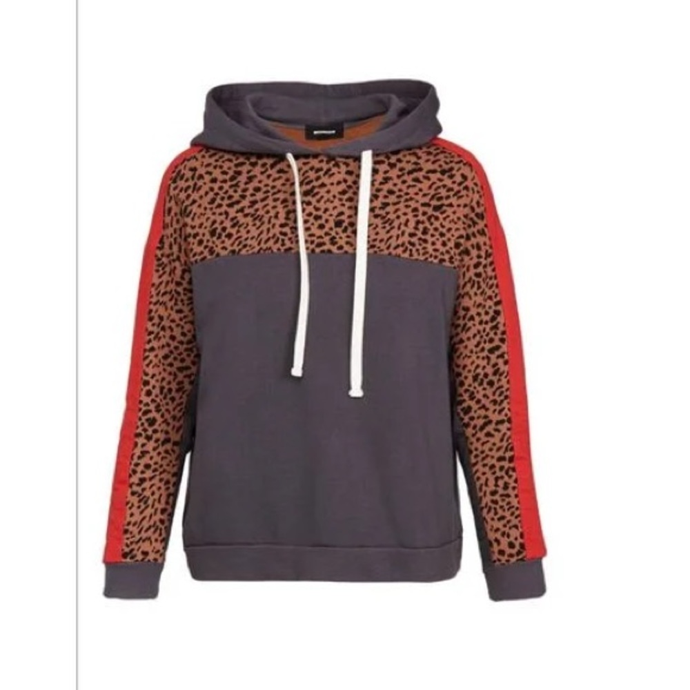 Monrow leopard print sweater!! Great condition barely worn!